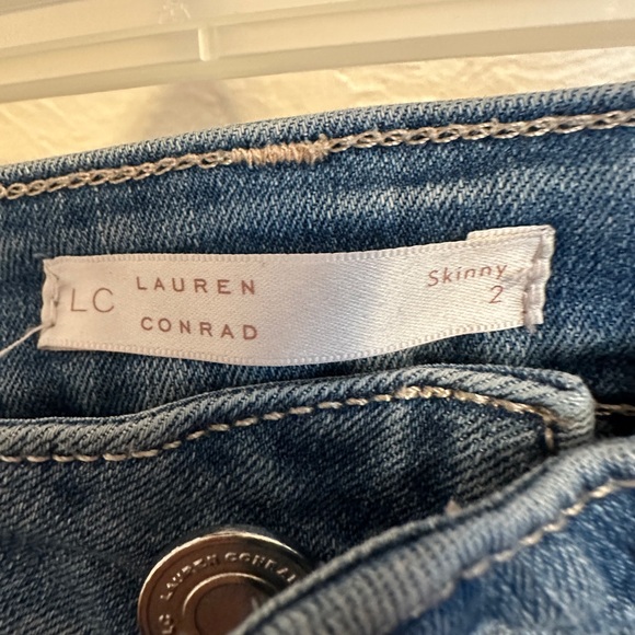 LC Lauren Conrad size 2 Women Light Blue Skinny Jeans. Thin and Comfy - Picture 5 of 10